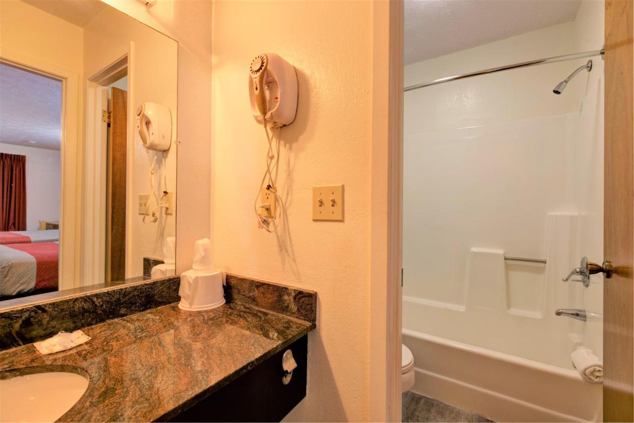Briarstone Inn Pigeon Forge Bagian luar foto