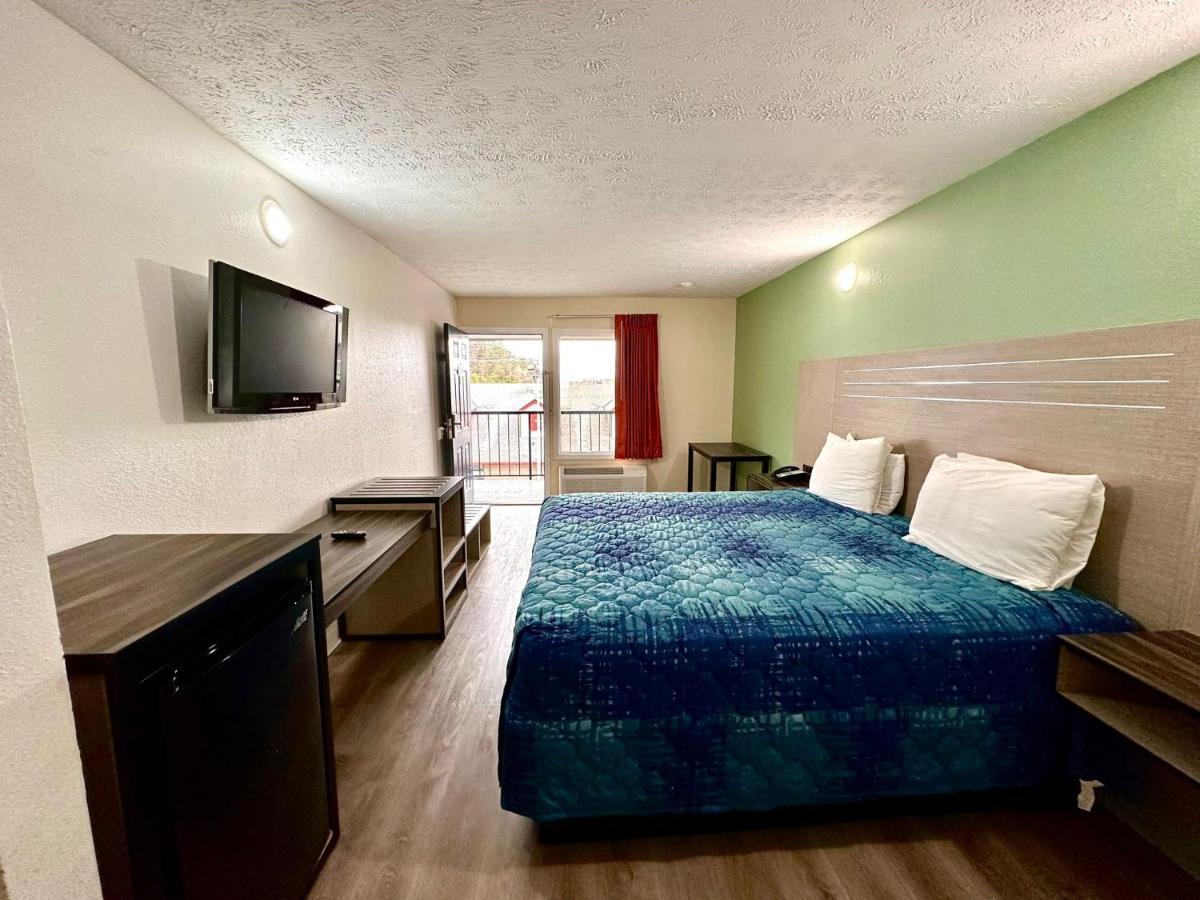 Briarstone Inn Pigeon Forge Bagian luar foto