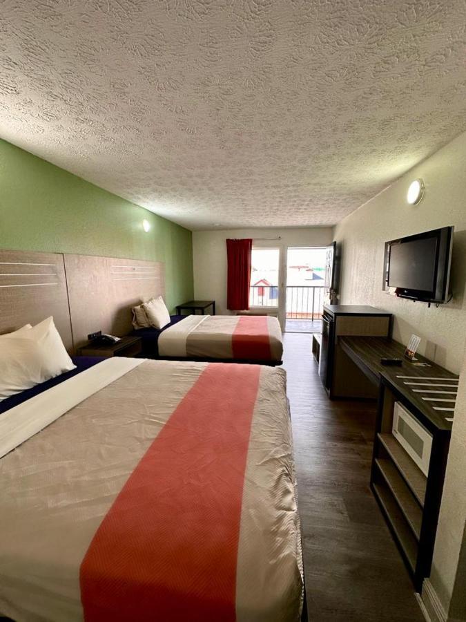 Briarstone Inn Pigeon Forge Bagian luar foto